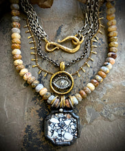 Gwyn Cross Necklace