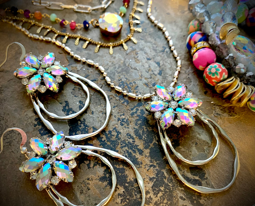 Sawyer Silver Teardrop Necklace