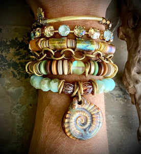 Carly Nautilus Bracelet