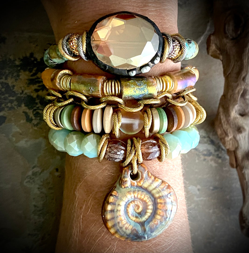 Carly Nautilus Bracelet