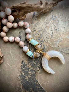 Lena Agate Horn Necklace