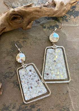 June Silver Trapezoid Glitter Earrings