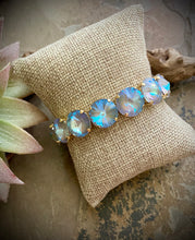 Serene Crystal Stretch Bracelet