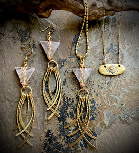 Eliza Rose Quartz Necklace