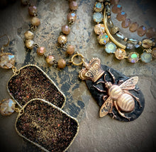 One True Queen Necklace