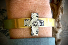 Myra Cross Cuff