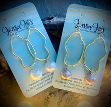 Glass pearl drop earrings