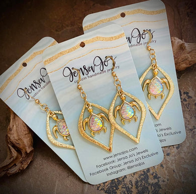 Tessa Turtle Earrings